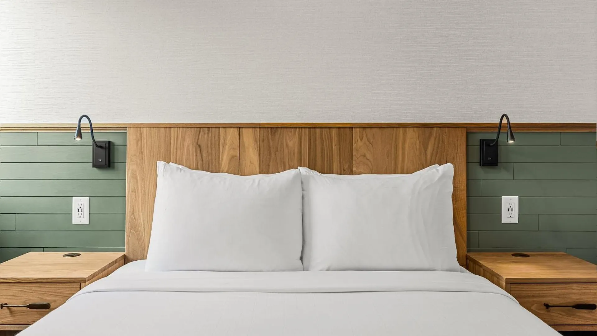 ****  Hotel Canoe And Suites Banff Canada
