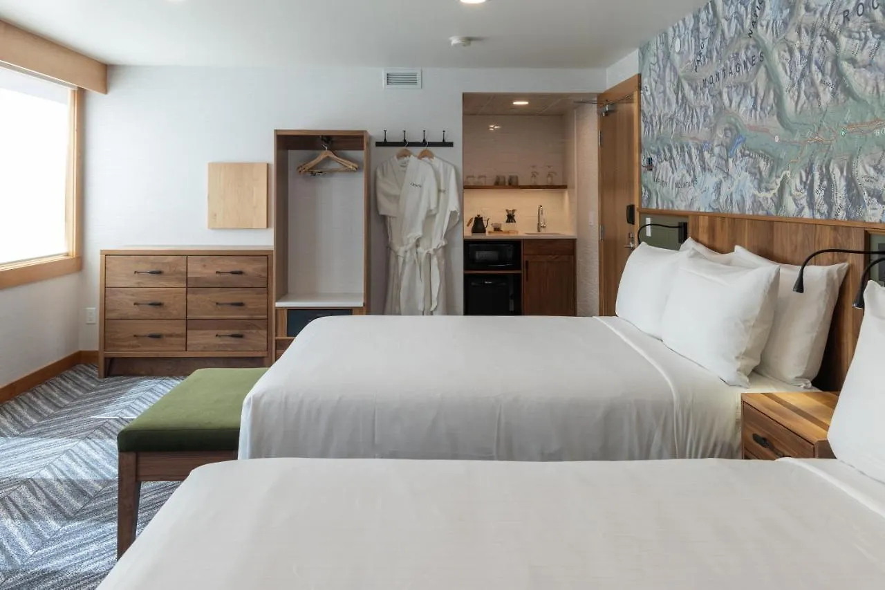 Hotel Canoe And Suites Banff