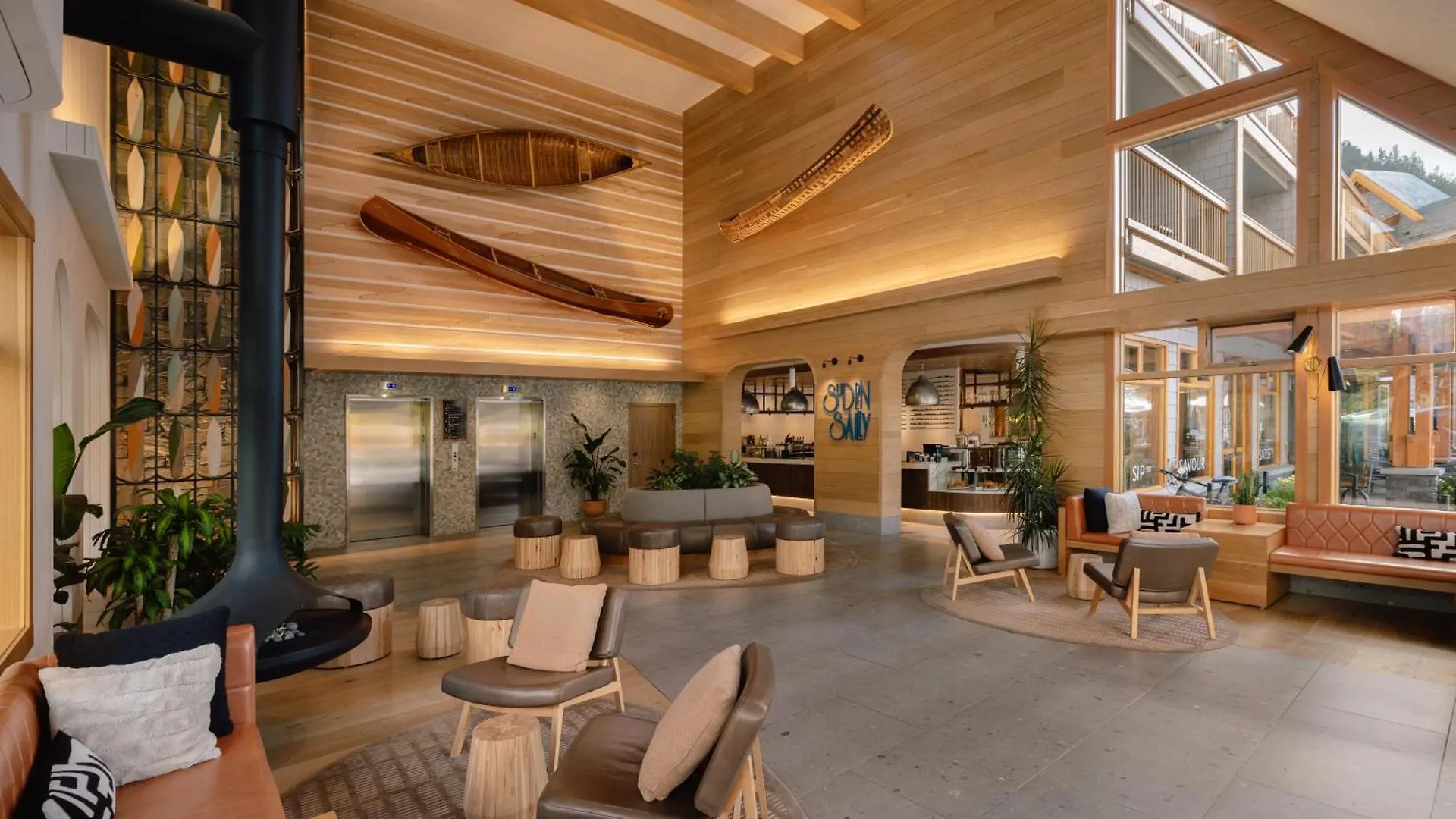 Hotel Canoe And Suites Banff